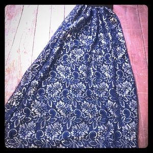 Elegant collection Lucy